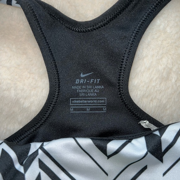 Nike Pro Sports Bra - Picture 5 of 5